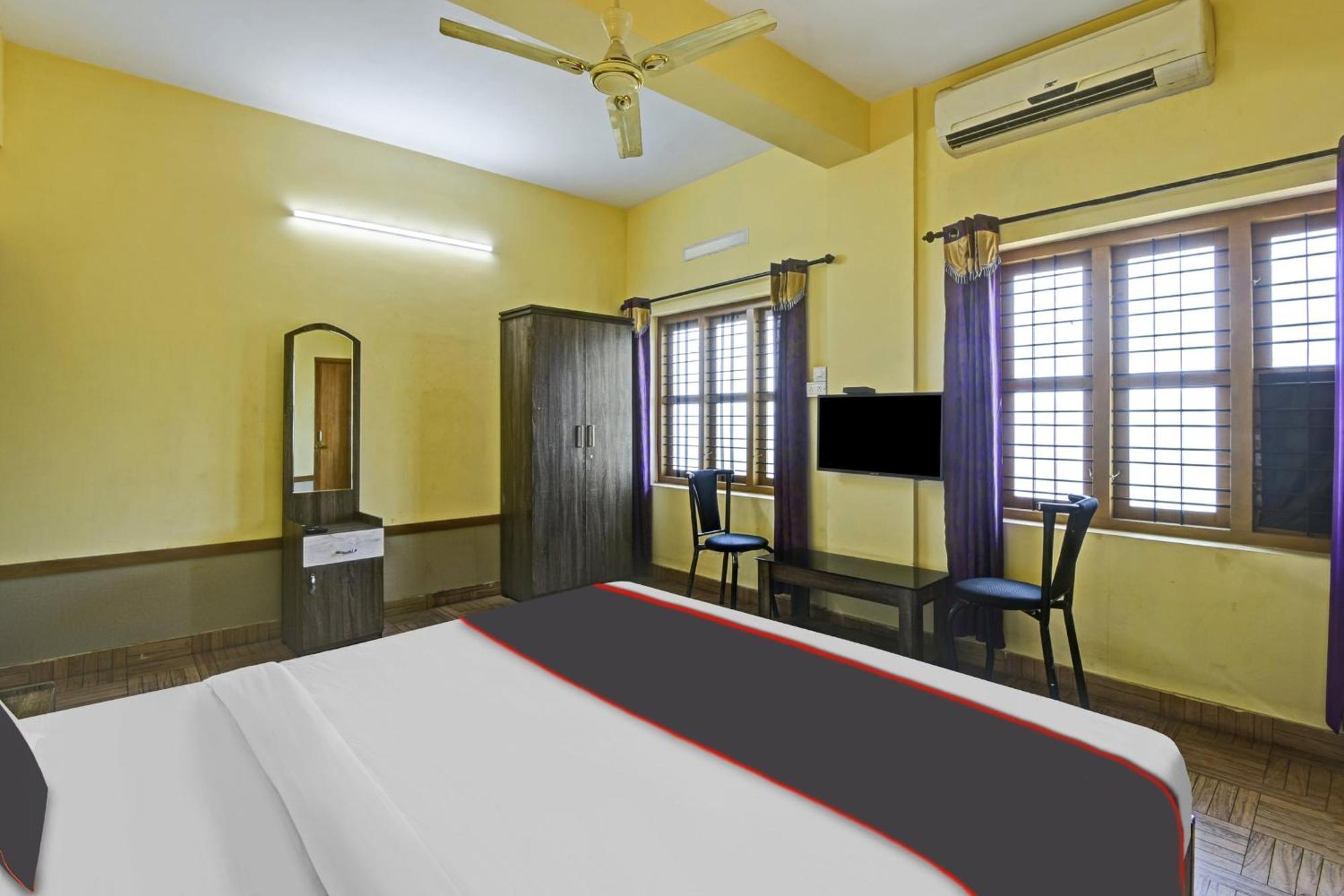 Collection O Express Suites Kakkayam 외부 사진